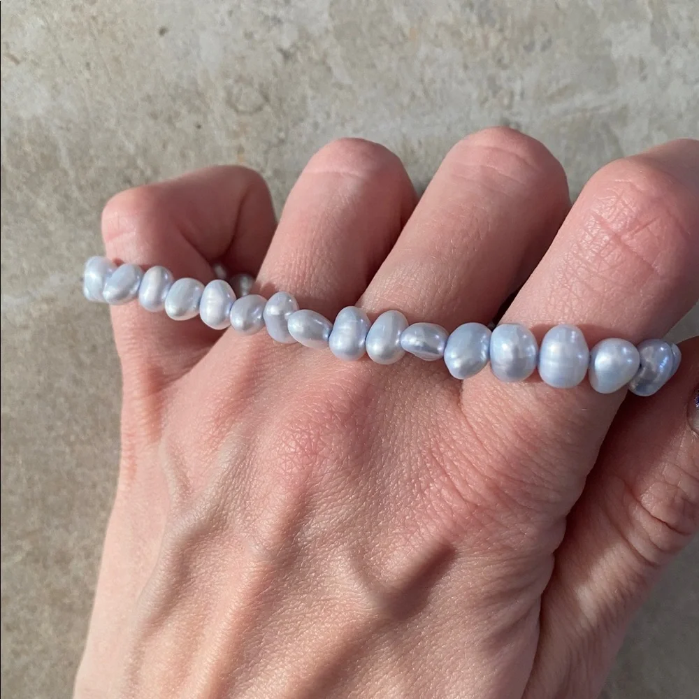Icy Blue Freshwater Pearl Stretch Bracelet - Picture 5 of 6